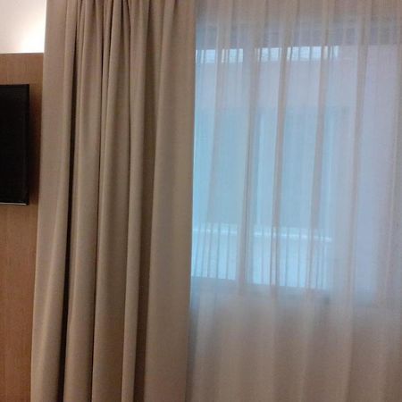 Hotel Iberflat Marynton Беникарло Экстерьер фото