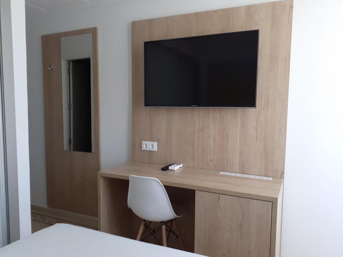 Hotel Iberflat Marynton Беникарло Экстерьер фото